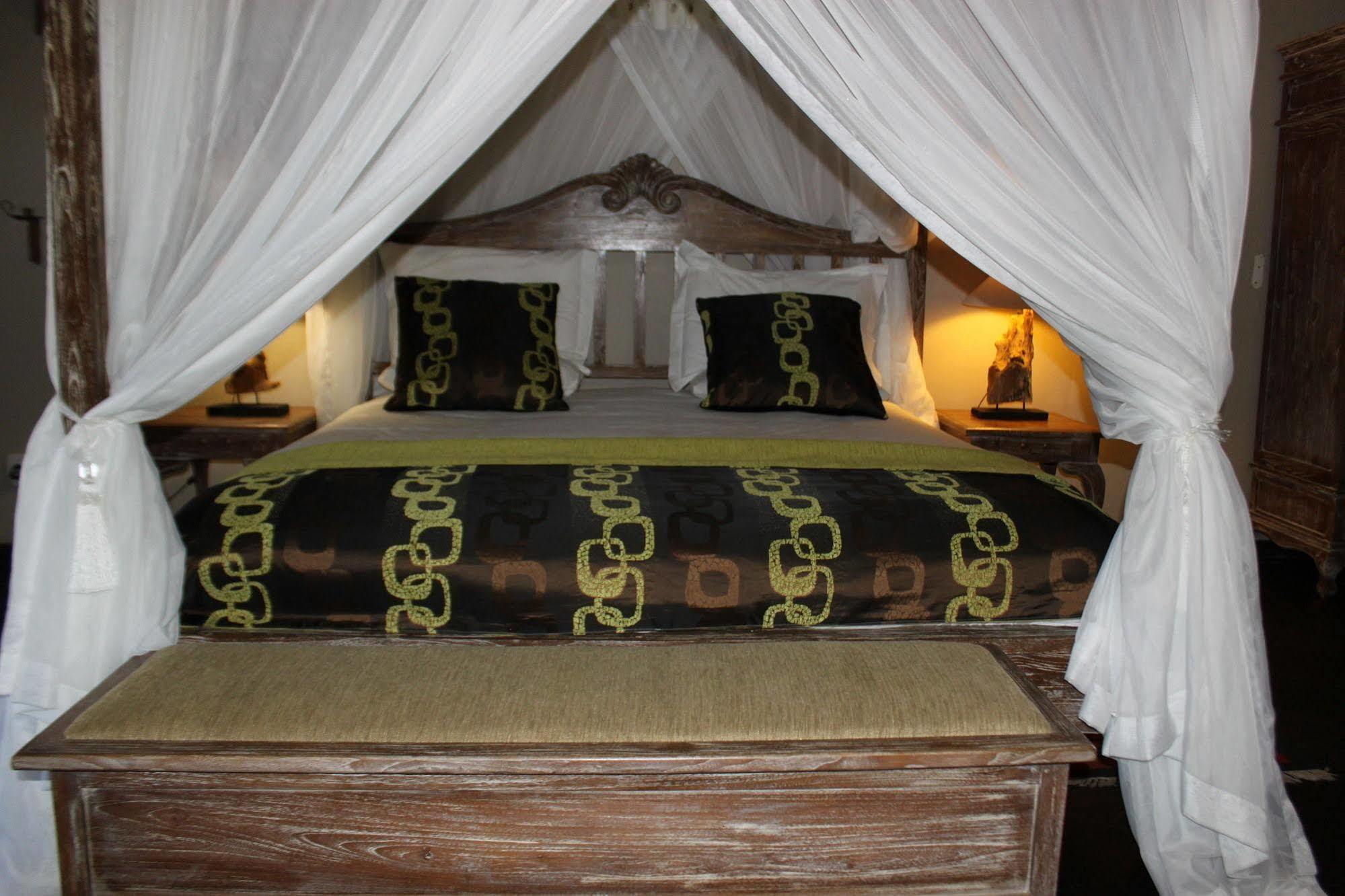 N'Taba River Lodge & Spa Port Saint John's Exterior photo