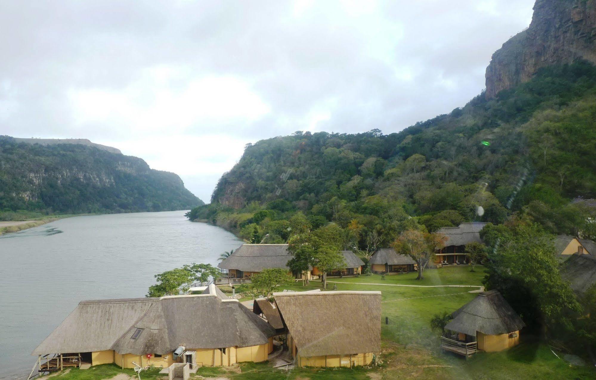 N'Taba River Lodge & Spa Port Saint John's Exterior photo