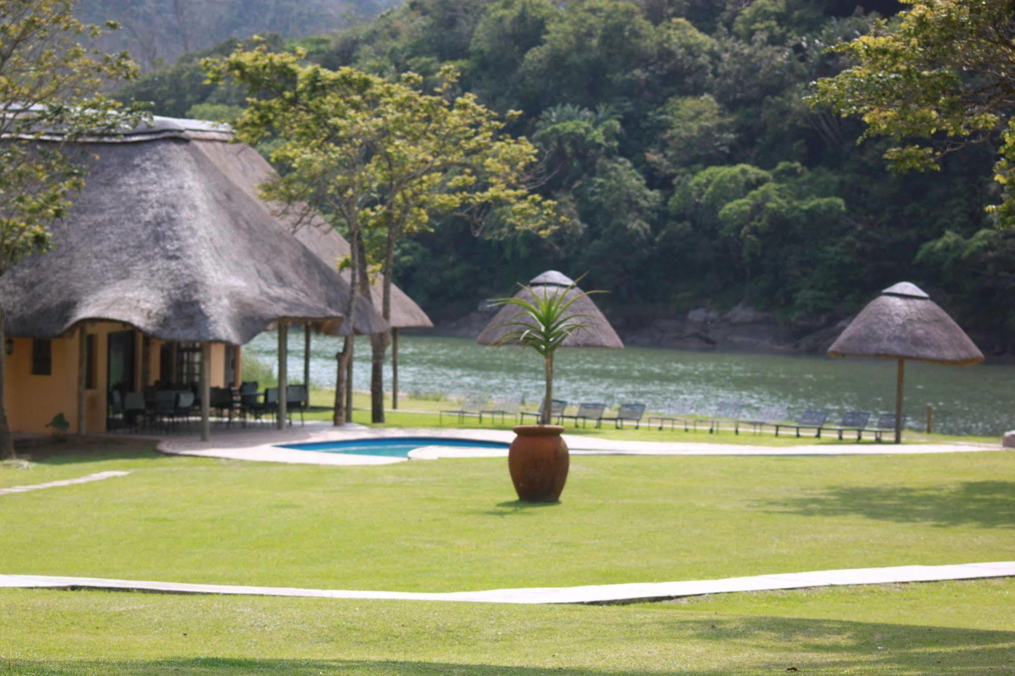 N'Taba River Lodge & Spa Port Saint John's Exterior photo